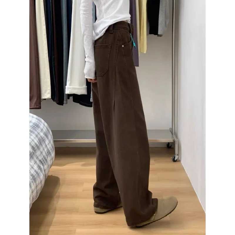 2025 Autumn New American Retro Brown Curved Knife Jeans for Women with Pear Shaped Figure Straight Leg Ultra Slim Wide Leg PantsT251208