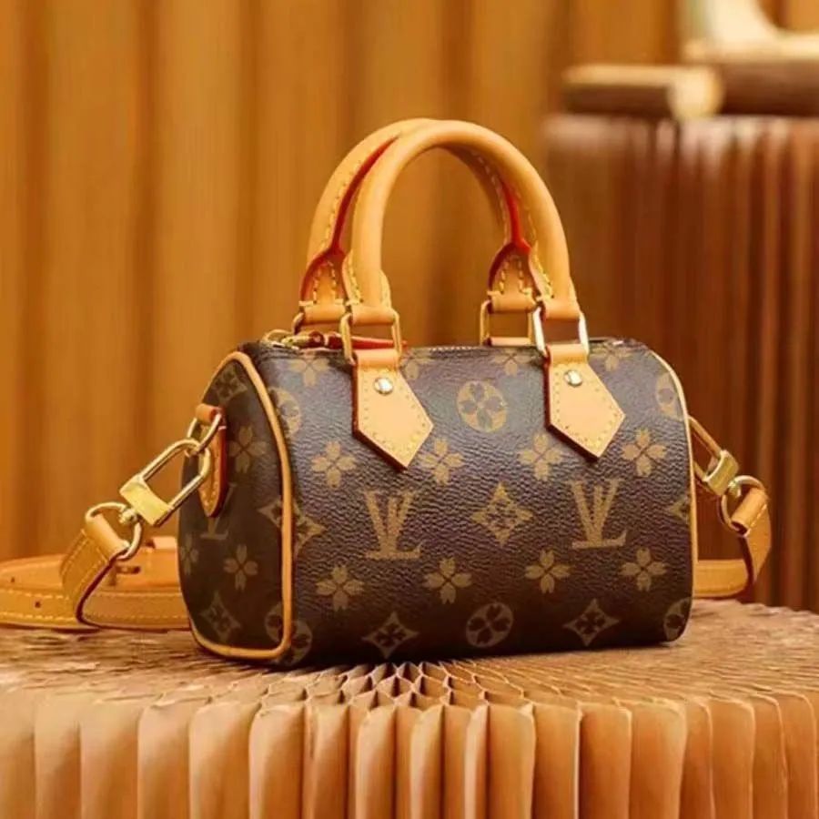 Designer bag Top Quality Shoulder Quick Purse Boston Tote louisvuinton Mini Pillow Handbag Womens Crossbody Messenger Bag Classic Design Floral Make shoulder bags