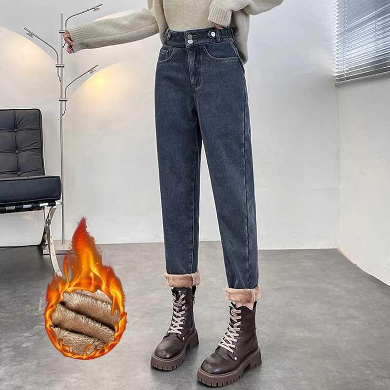 Winter Womens Warm Fleece Jeans High Waist Thick Straight Denim Harem Pants Plus Size Loose Trousers Lady High Waisted JeansT251208