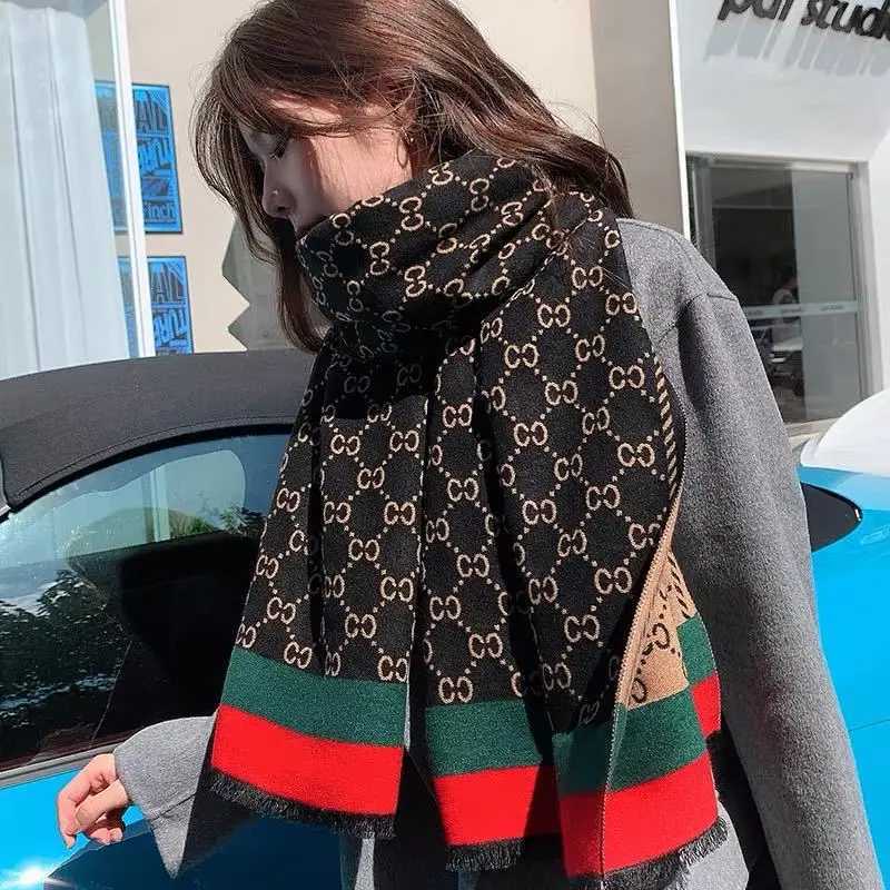 Luxury New Luxury Winter Two-Sided Cashmere Long Fringe Scarves High Quality Women Thicken Wrap Shawl Ladies Pashmina Warm Scarf Y251208a
