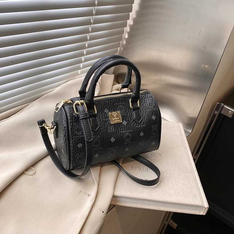 Elegant Wens Leather Classic Urban Fi Shoder Designer Tote Bag Luxury Crossbody Handbag For Daily Chic Outfits Y251208