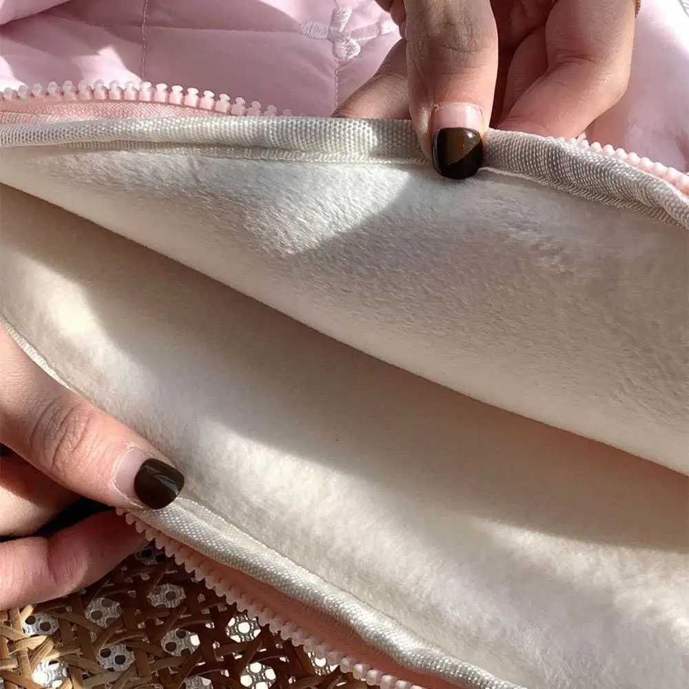 Anti Shock Laptop Bag with Thickened Buffer Layer Adjustable Wide Strap Multi Compartment Storage for Students Office WorkersT251208