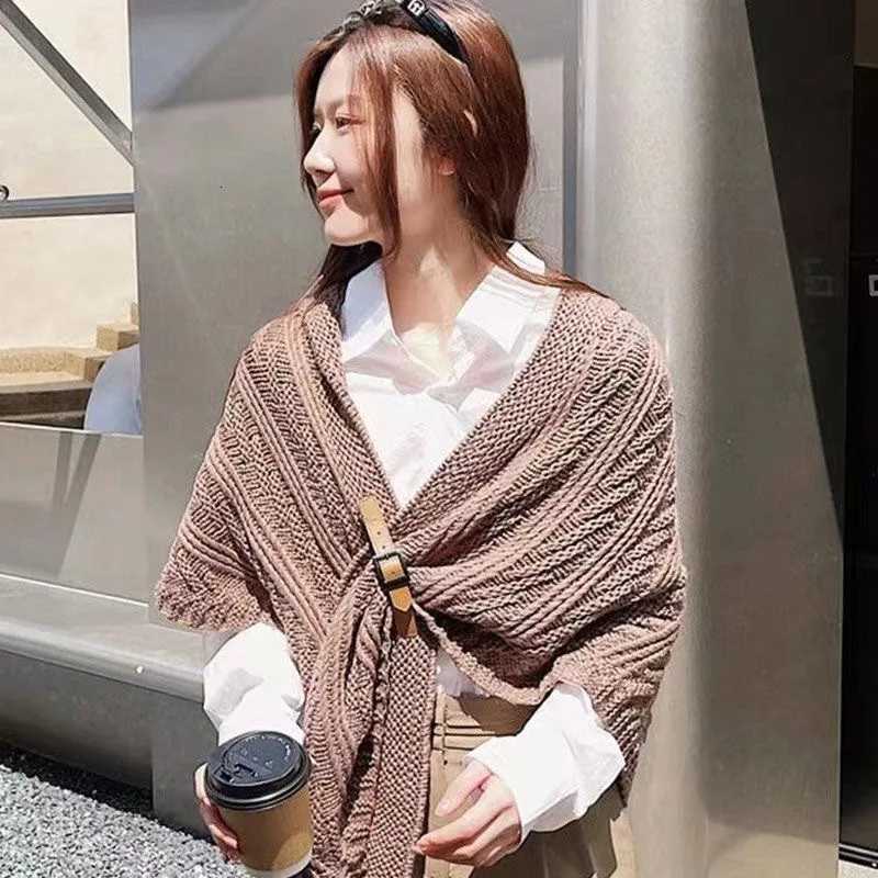 Luxury Korea Styles New Poncho Knitted Autumn Winter Triangle Scarf Wrap Warm Thick Shawl Elegant Cape Bufanda Y251208