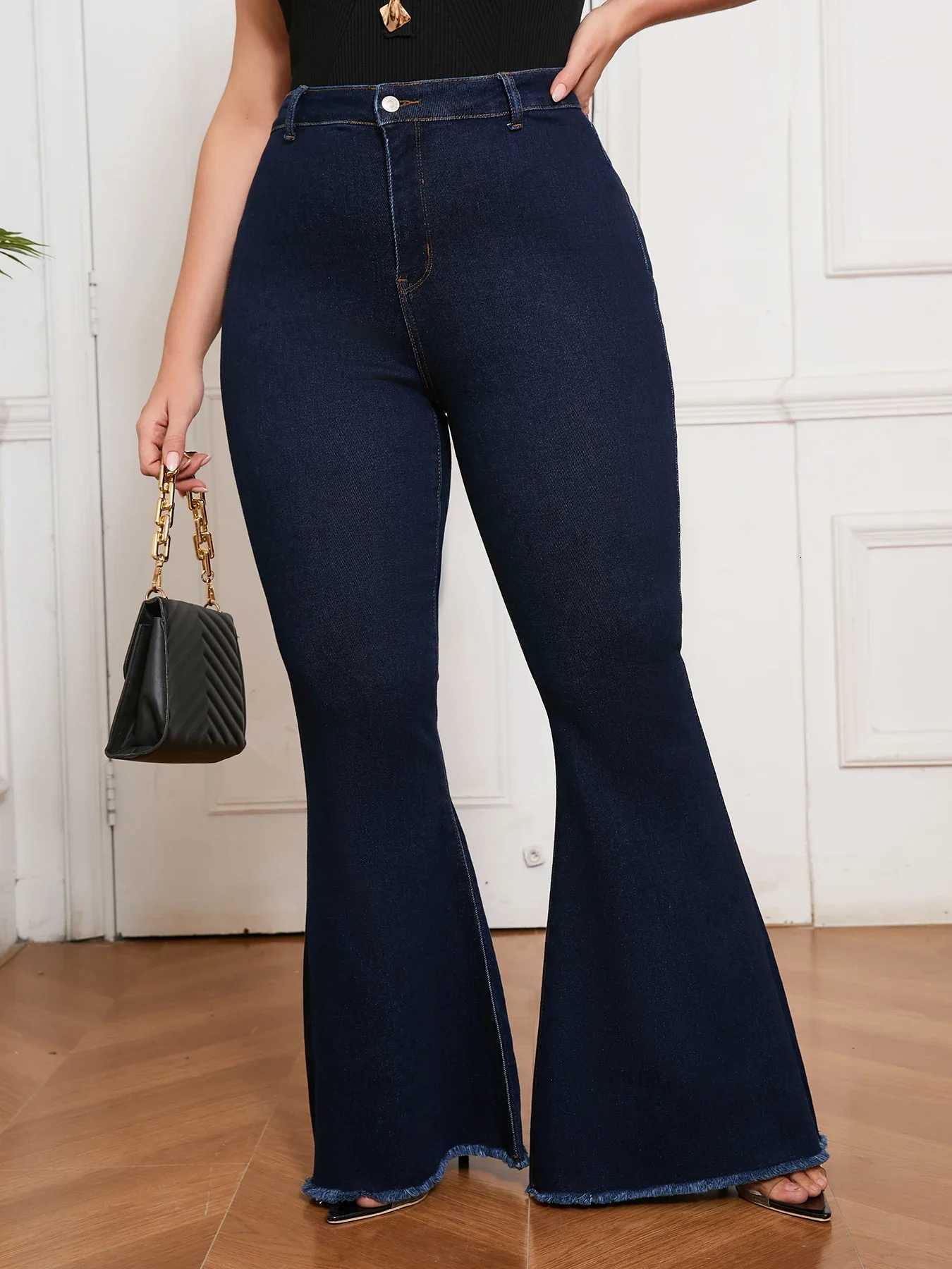 Curvy Fit High Waisted Flared Jeans for Women Plus Size Stretch Denim Pants Elegant Retro Wide Leg Casual StreetwearT251208