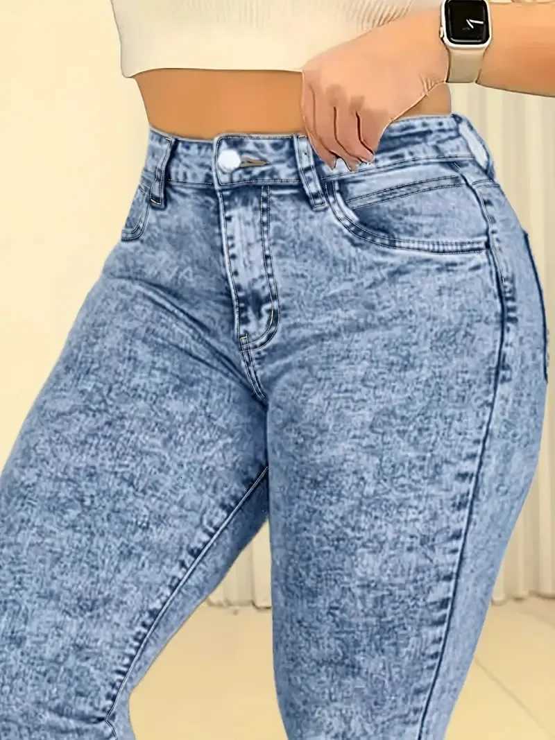Womens casual high waist elastic slim butt lift tight feet fashionable simple washing snowflake nine-point jeansT251208