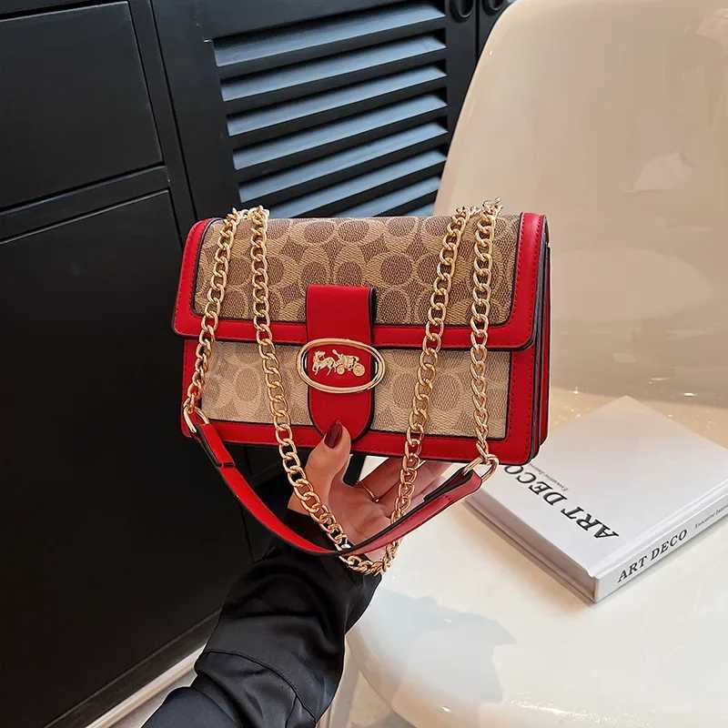 2025 Hot Wens High-end Bag Fi Chain Small Square Bag Ins Versatile Crossbody Shoder Bag Y251208