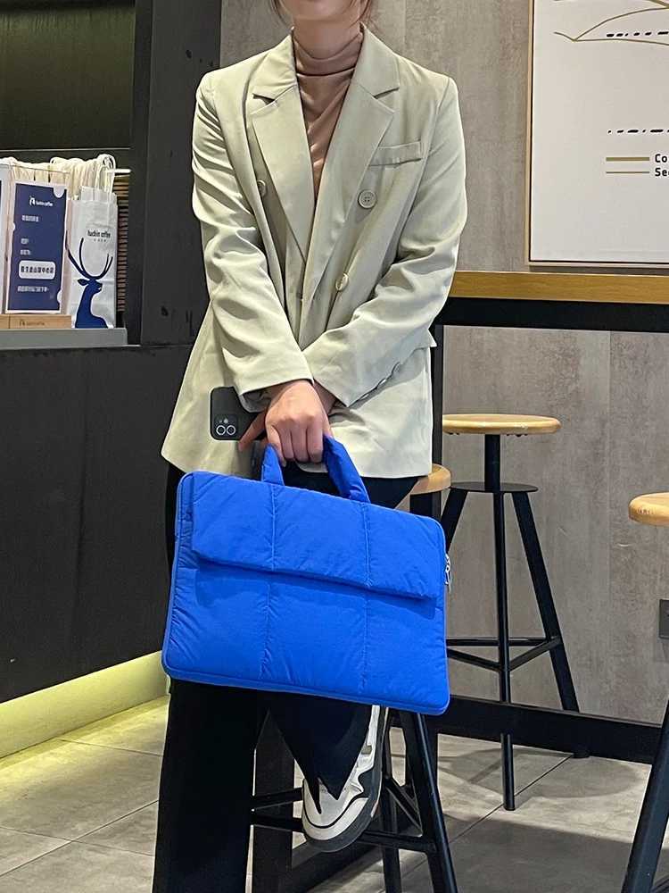 Laptop Bag 133 14 156 inch for Macbook Air Pro 13 15 16 HP Huawei Asus Acer Dell Xiaomi Lenovo Handbags BriefcaseT251208