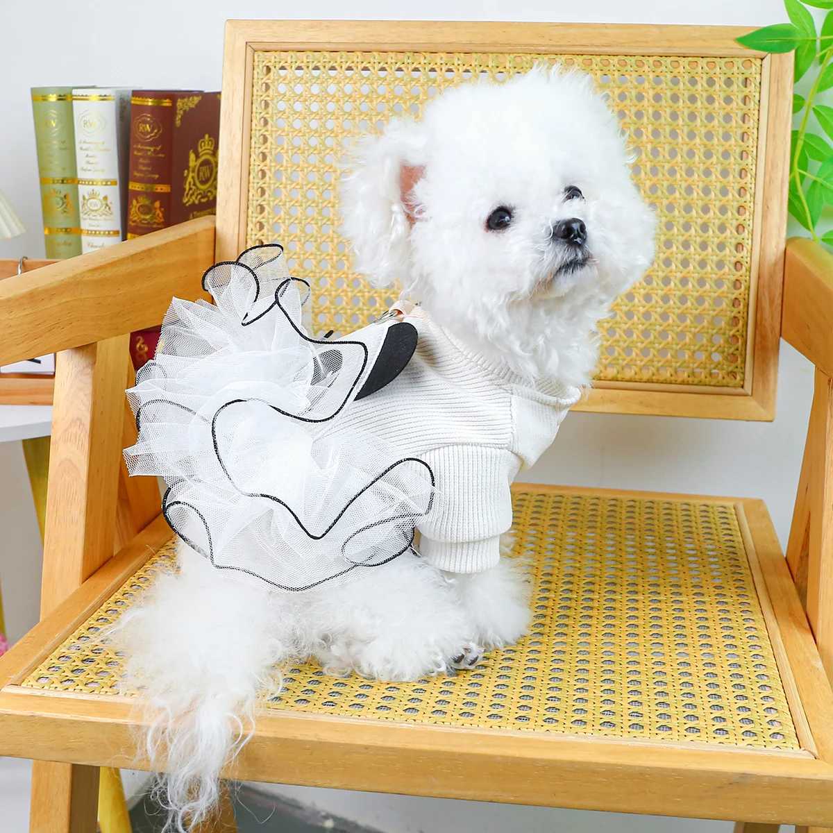 Beige Mesh Skirt Open Button Dog Clothes Can Pull Pet Cat High Sense Wedding Dress Princess Style M251208