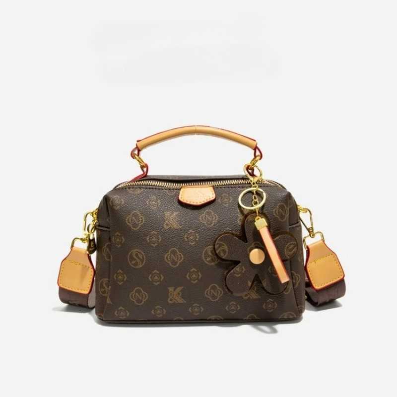 Luxurious Sleek Shoder Bag Underarm Crossbody Luxury Dinner Party 2025 New Model Exquisite Glamorous Chic Timeless Y251208