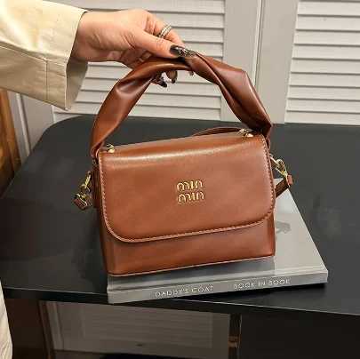 New Wens Bags Fiable and Exquisite Luxury Handbags Simple and Versatile Wens Messenger Bags Y251208