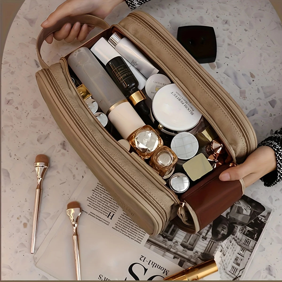Large Capacity Cosmetic Bag Makeup Toiletries Organizer PU Leather Portable Travel Toiletry Pouch Women Storage Bags 251205