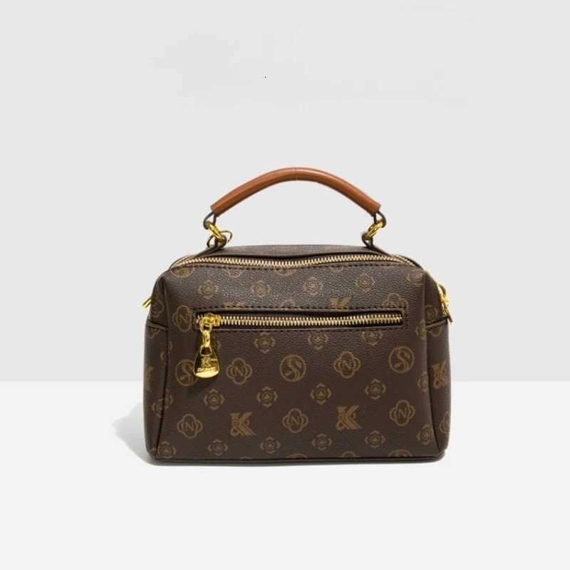 Luxurious Sleek Shoder Bag Underarm Crossbody Luxury Dinner Party 2025 New Model Exquisite Glamorous Chic Timeless Y251208