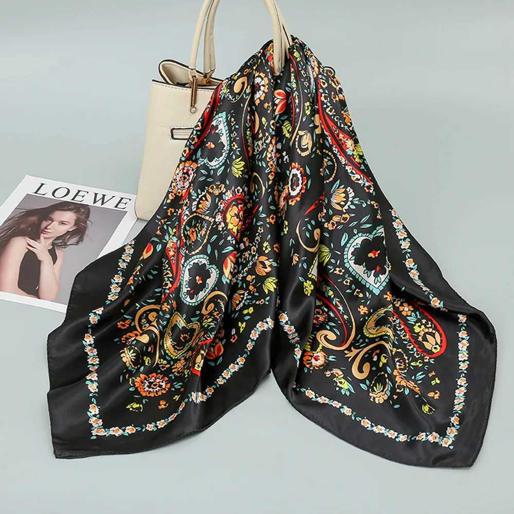 Luxury 90x90 big square scarf for women new 2024 printed silk scarf spring autumn winter style fashionable mother small square scarf sc Y251208