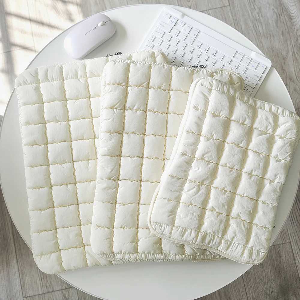 Laptop Bag Pouch 13 14 15 16 Inch Cute Notebook Pouch for Macbook pro air 13 14 16 Puffy Tablet Case for Ipad 10th generationT251208