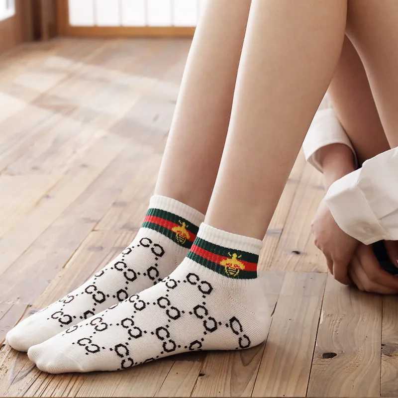 5 Pairs Spring and Fall New Womens Socks Casual Word Mother-daughter Boat Socks Preppy Womens SocksT251209