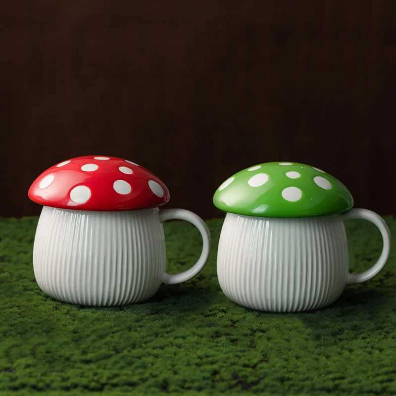 350ML Ceramic shro Coffee g with Lid Creative Red shro Breakfast g Exquisite Afternoon Tea Latte Cup Birthday Gift H251209