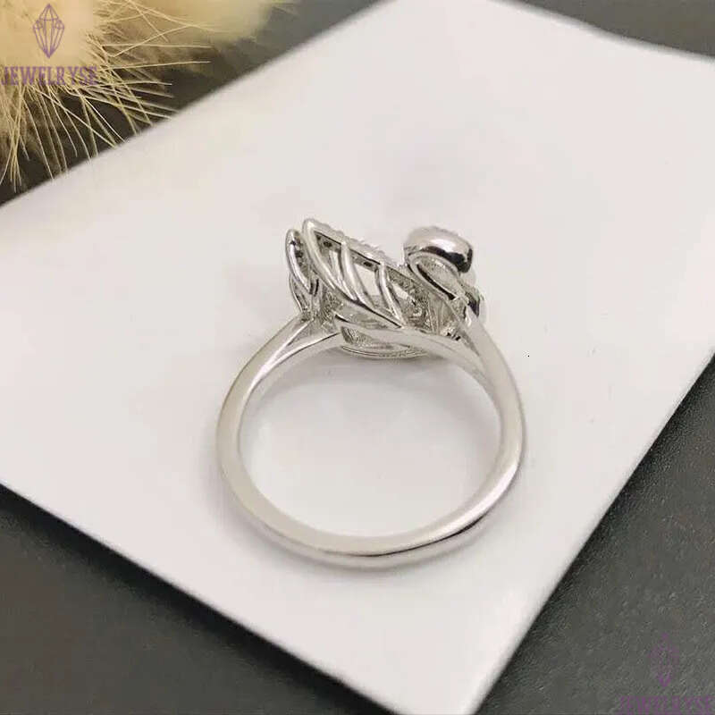 Luxury austria white crystal cute goose ring for women girls sweet lovely animal shining diamond jumpy stone wedding party engagement rings jewelry