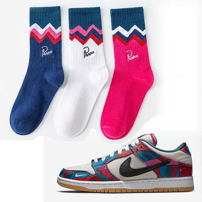 3 Pairs/box Socks Mens Autumn Fashion Skateboard Sports Letter Embroidery Lovers White /Red /Blue Trend Hip Hop Cotton SocksT251209