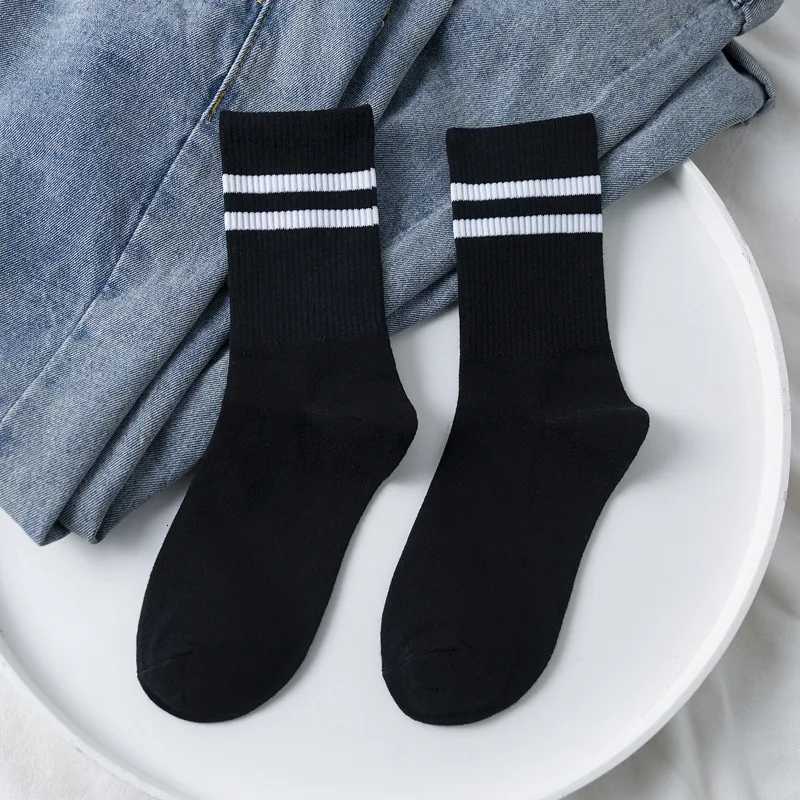 Unisex Socks Women Men White Black Crew Socks Female Male Solid Color Socks Short Cotton Sock Striped Soks Spring Summer SoxT251209