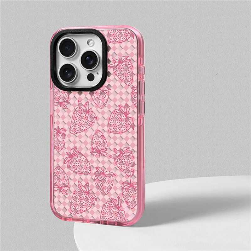 Plaid Strawberry Phone Case For iphone 17 16 15 14 13 12 11 Pro Max Plus Air Soft TPU Shockproof Back Cover C251209