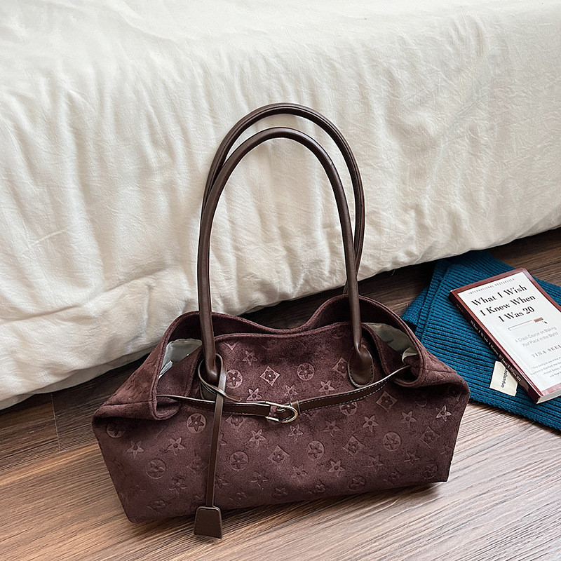 New Design Large Capacity Monogram Bag for Women 2025 Autumn/Winter New Shoulder Bag for Commuting Tote bag free shipping