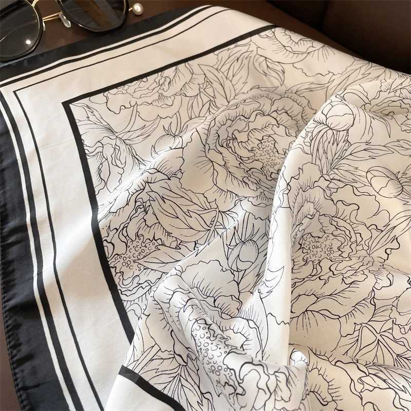 Luxury Fashion Scarves for Women Shawl Print Silk Satin Hijab Scarf Female Bandana 7070cm Luxury Brand Square Shawls Scarfs For Ladies Y251208