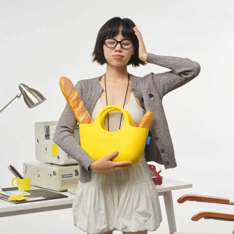 Tote Bag Wen 2025 New Fi All-mah Off Lady Off Lady Simple Waterproof High-Capacity Handbag Y251209