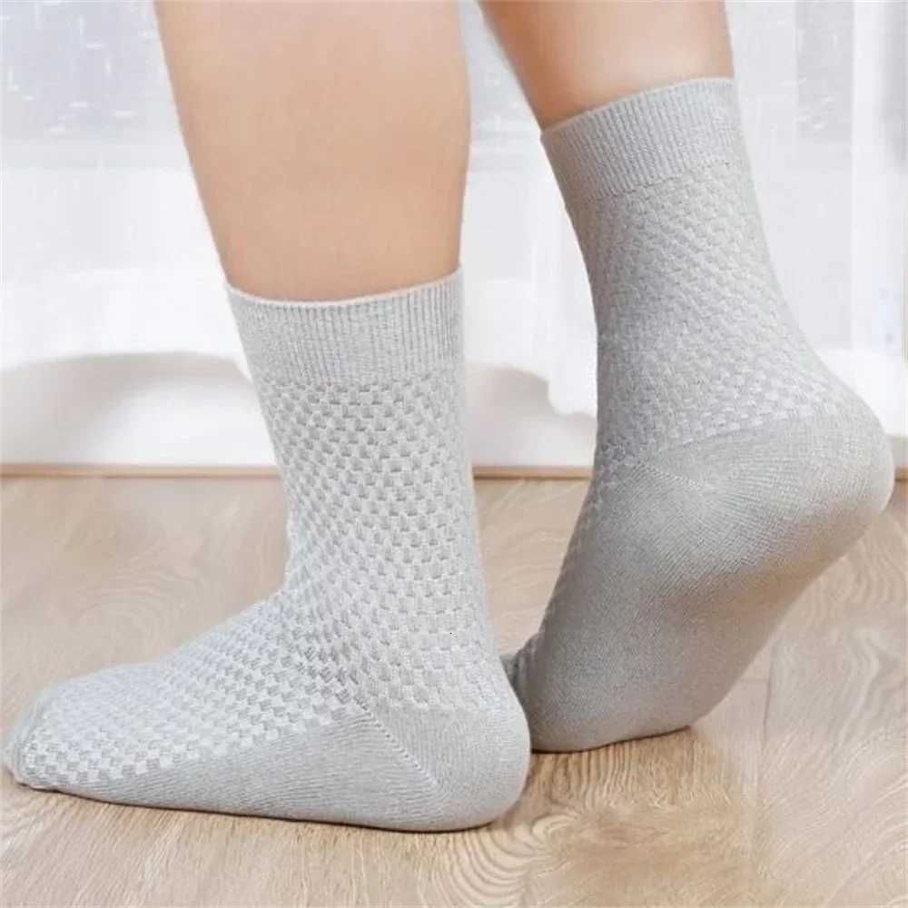 8 Pairs/Pack Bamboo Fiber Socks Men High Quality Business Socks Male Running Mid Tube Anti Sweat Breathable Casual Socks 38-44T251209
