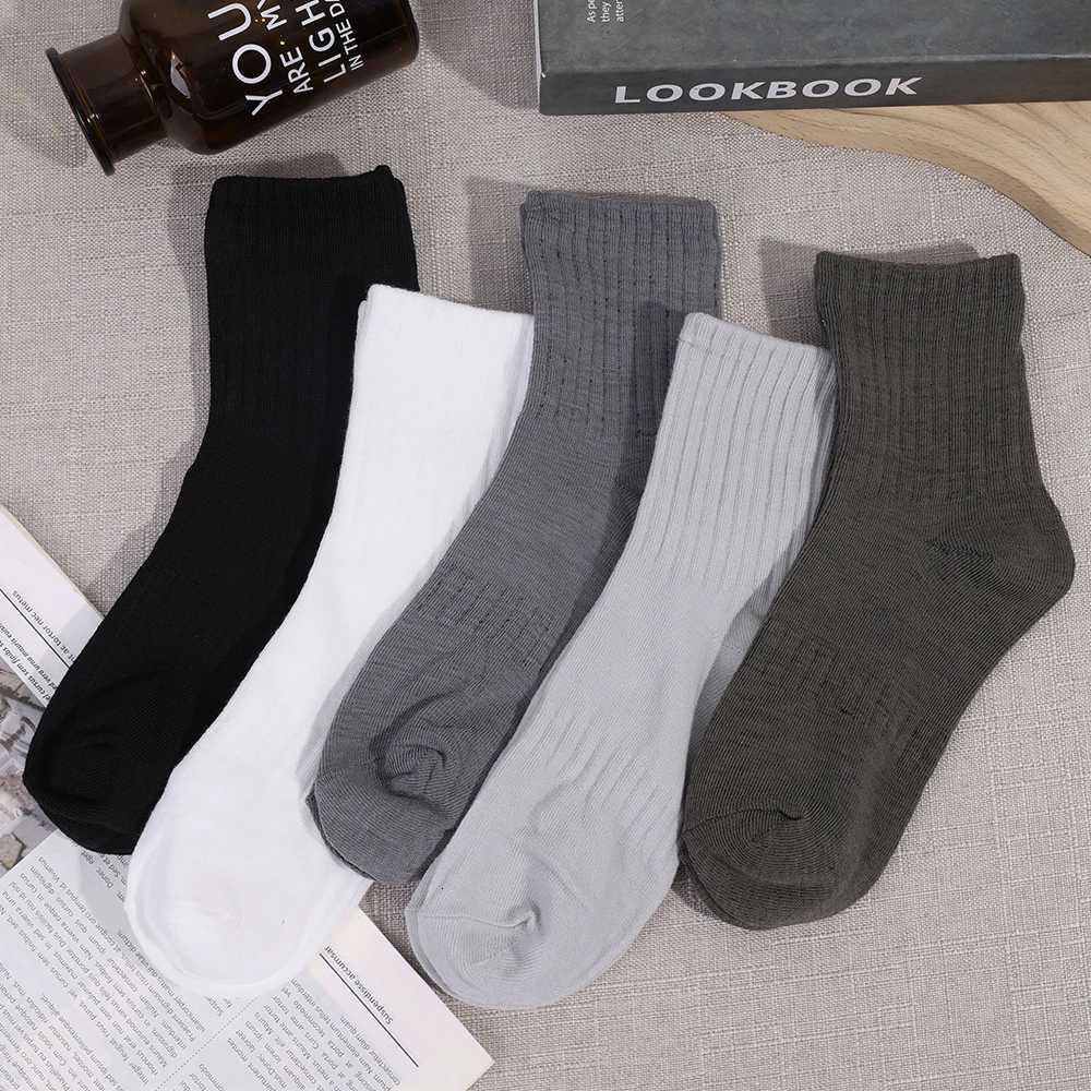 1/5pairs Autumn and Winter Socks Cotton Classic Black White Gray Stripe Men Women Wersatile Mid Tube Socks Casual Sports SocksT251209