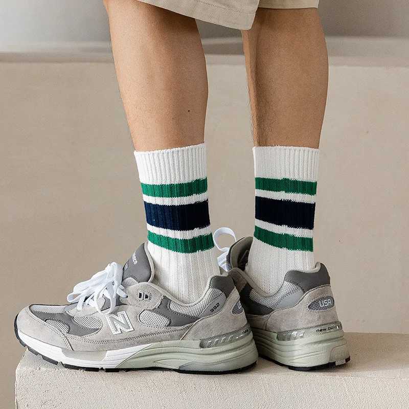 Men Man Striped Socks Japanese Style Loose Socks High School Students Harajuku Sock Solid Colors Needles Knitting Cotton SocksT251209