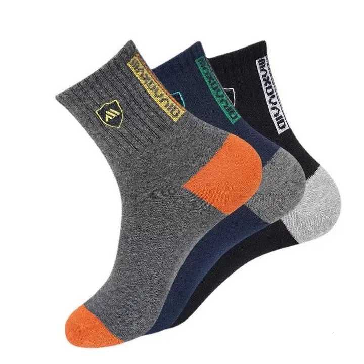 Fashion Men Sport Socks Breathable Sweat Absorbing Odor Resistant Soft Anti-slip Socks High Elastic Middle Tube Towel Sport SockT251209