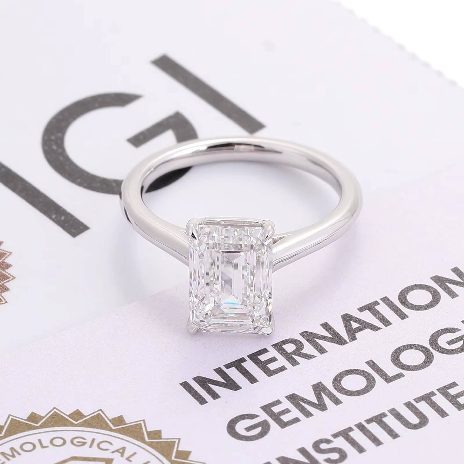 Provence Gem 1950 PT950 IGI 30CT E VS1 Emerald Cut Lab Diamond CVD Solitaire Engagement Ring for Women