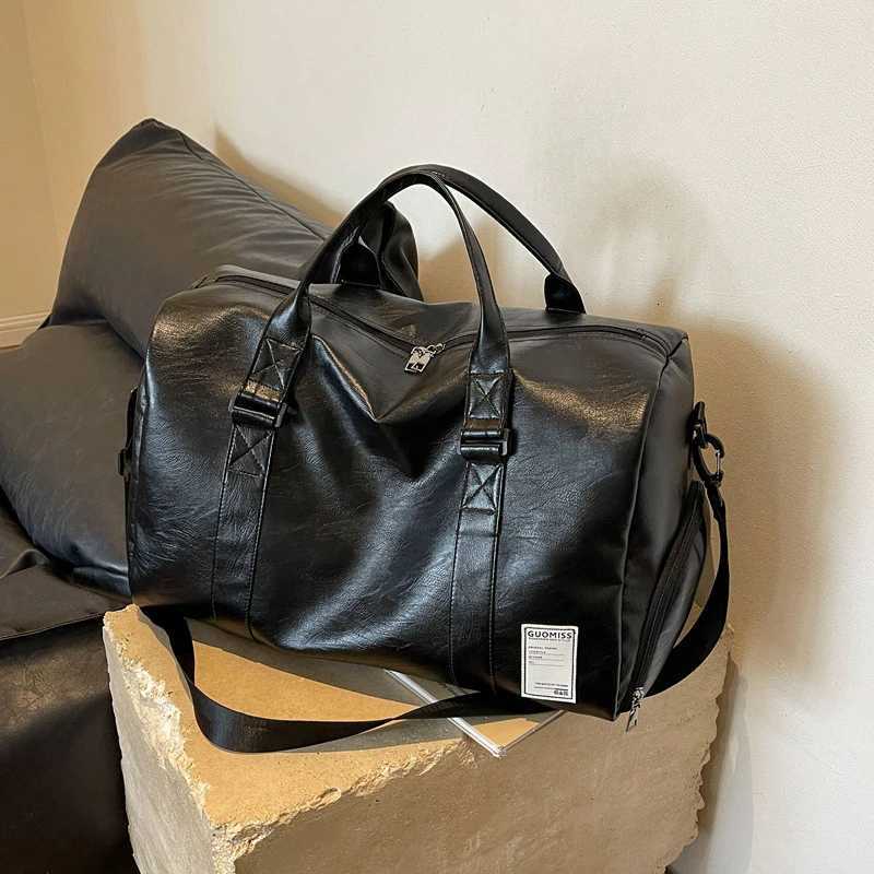 Cross Border Waterproof PU Mens Handheld Large Capacity Short Distance Travel Lage Storage Bag Casual Folding Travel Bag Y251209