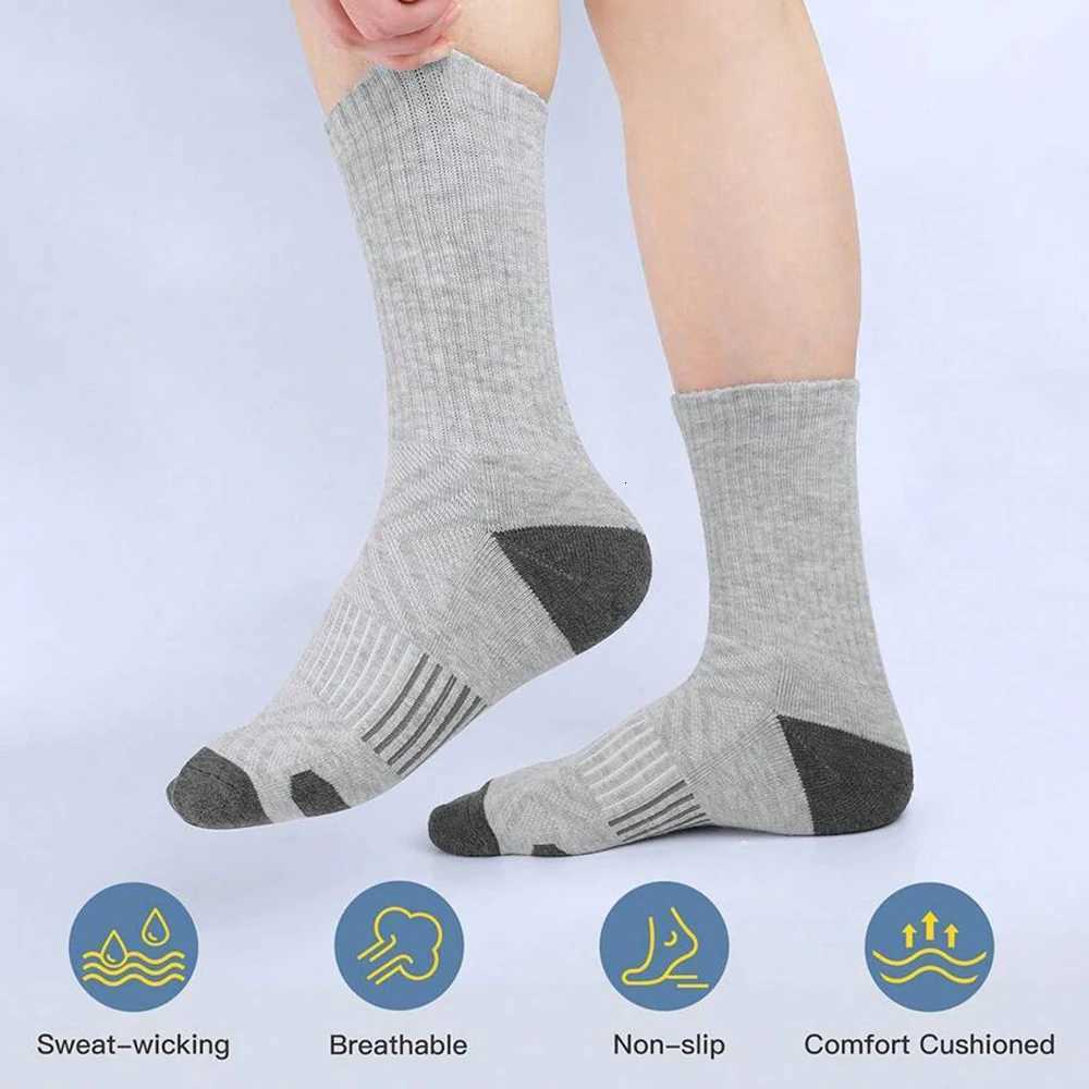 6 Pairs Men Middle Length Socks Trendy Versatile Vertical Stripes Comfortable Soft Sweat Absorbing All Season Casual SockT251209