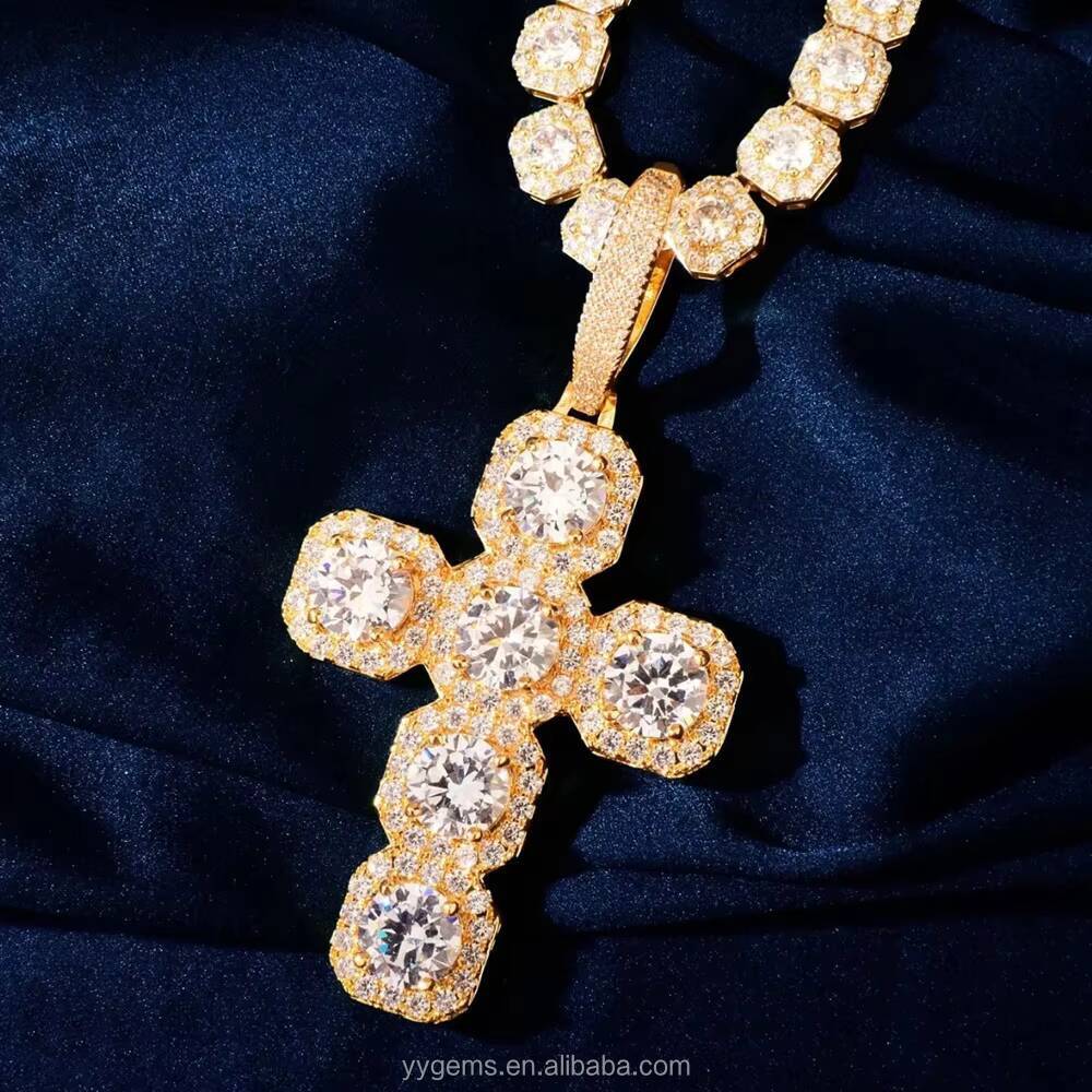 Customized Square Clustered VVS Moissanite Cross Pendant Pass Diamond Test 925 Silver Pendant Religious Accessories Jewelry