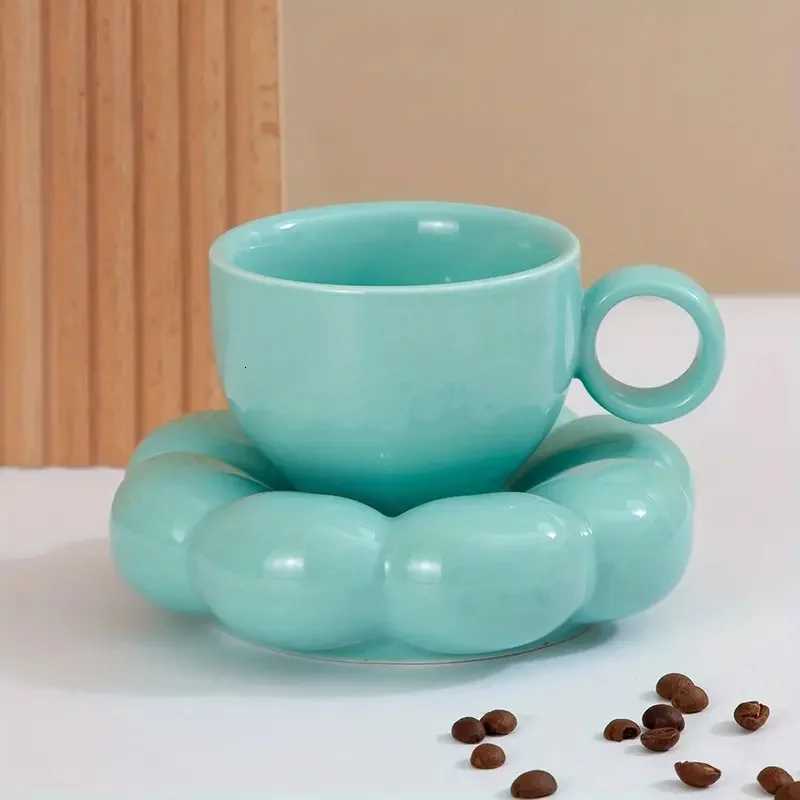 Ceramic Cloud-Shaped Coffee Cup Creative Suower Saucer Unique Off Afternoon Tea g Exquisite Milk Cups Kitchen Drinkware H251209