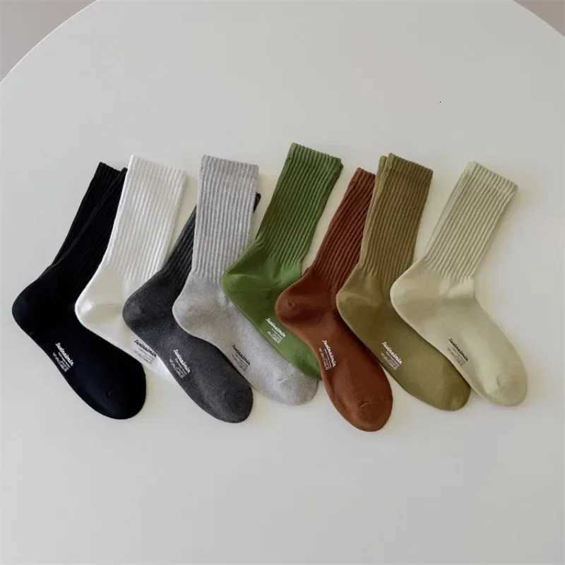 Knitting Cotton Men Socks Casual Breathable Hip Hop Skateboard Sports Socks Men Male Fashion Solid Color Streetwear Long SocksT251209