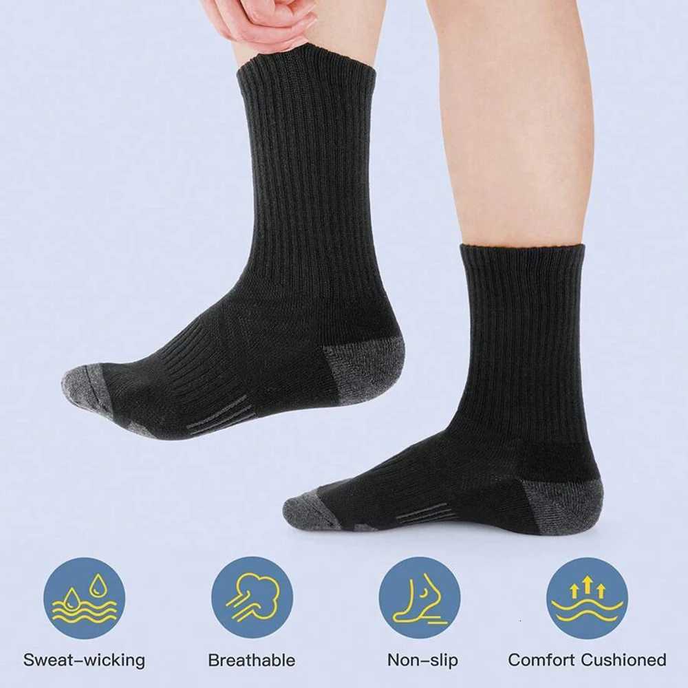6 Pairs Men Middle Length Socks Trendy Versatile Vertical Stripes Comfortable Soft Sweat Absorbing All Season Casual SockT251209