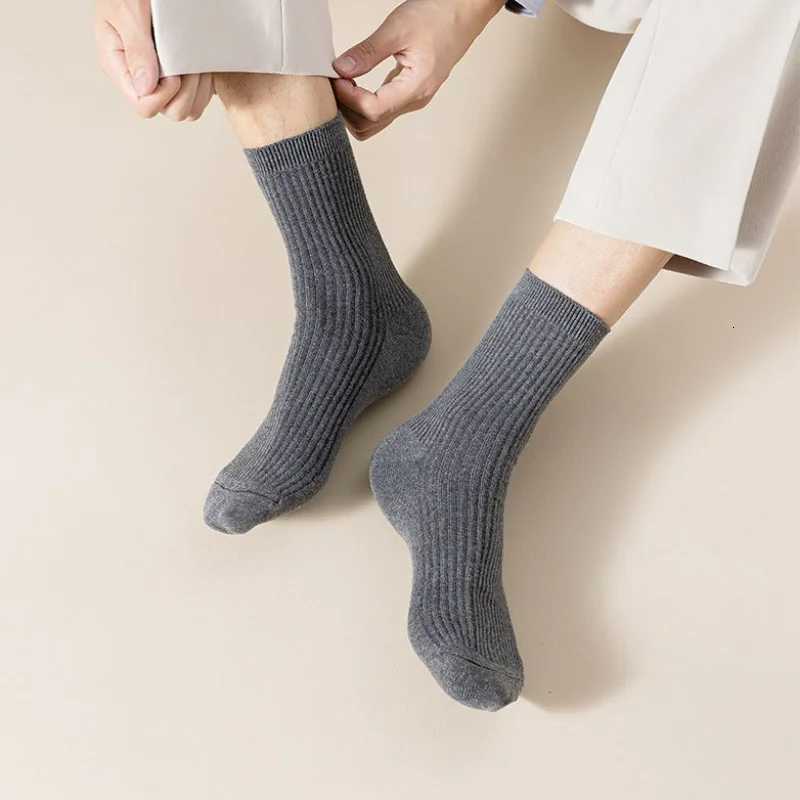 Plus Size 3 Pairs/Lot Mens Striped Cotton Business Breathable All Season Solid Color Warm Knit Middle Tube High Quality SocksT251209