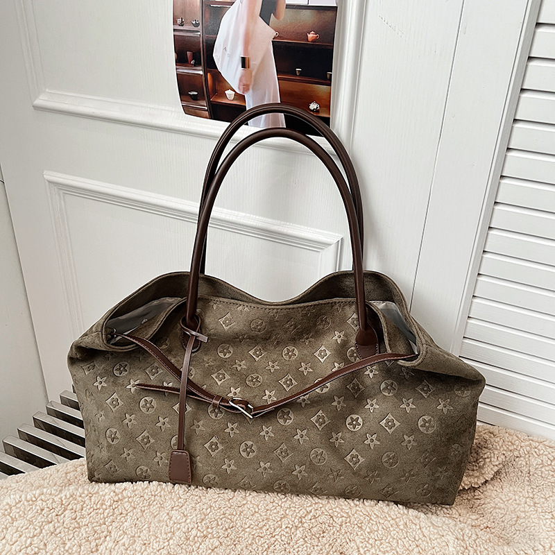 New Design Large Capacity Monogram Bag for Women 2025 Autumn/Winter New Shoulder Bag for Commuting Tote bag free shipping