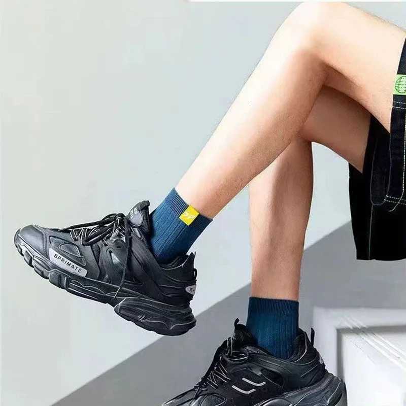Cotton Men Socks Breathable Casual Sock Solid Color Striped Spring Summer Thin Sweat-absorbing Sports Tube Man Socks Letters SPT251209