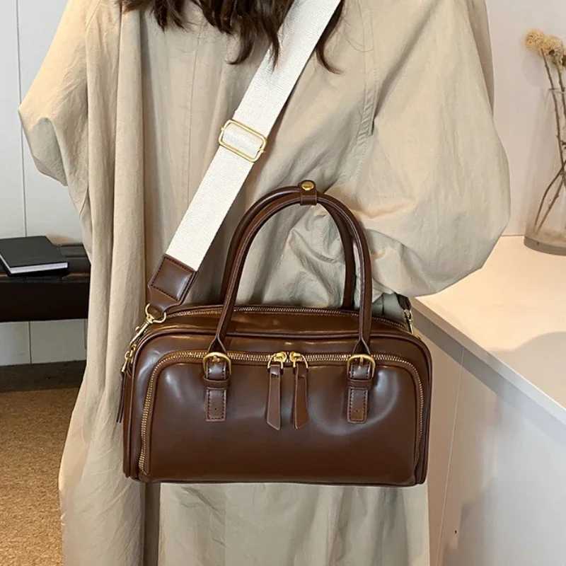 Vintage Handbags for Wen Pu Leather Tote Bags 2025 Y2K Ladies Shoder Bag Large Capacity Cmute Wide Strap Crossbody Bag Y251209