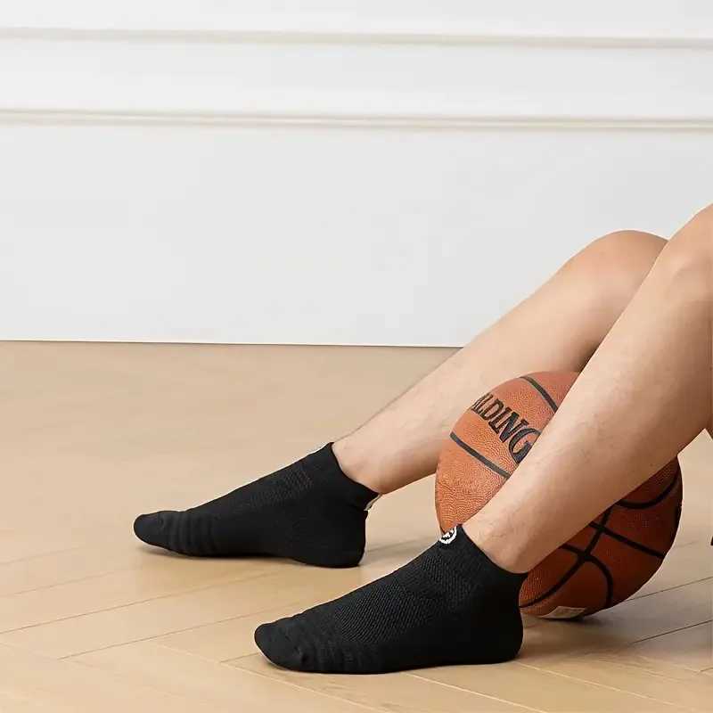 1/6 Pairs Men Basketball Sports Socks Soft Comfortable Sweat Absorbing Breathable Running Shock-Absorbing Anti Slip Low Top SockT251209