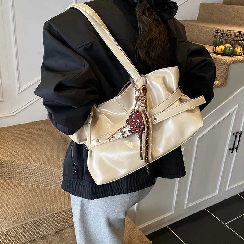 LEFTSIDE PU Leather Shoder Bags for Wen Solid Color Hand Bag 2025 Winter Luxury Designer Trend Purses and Handbags Y251209