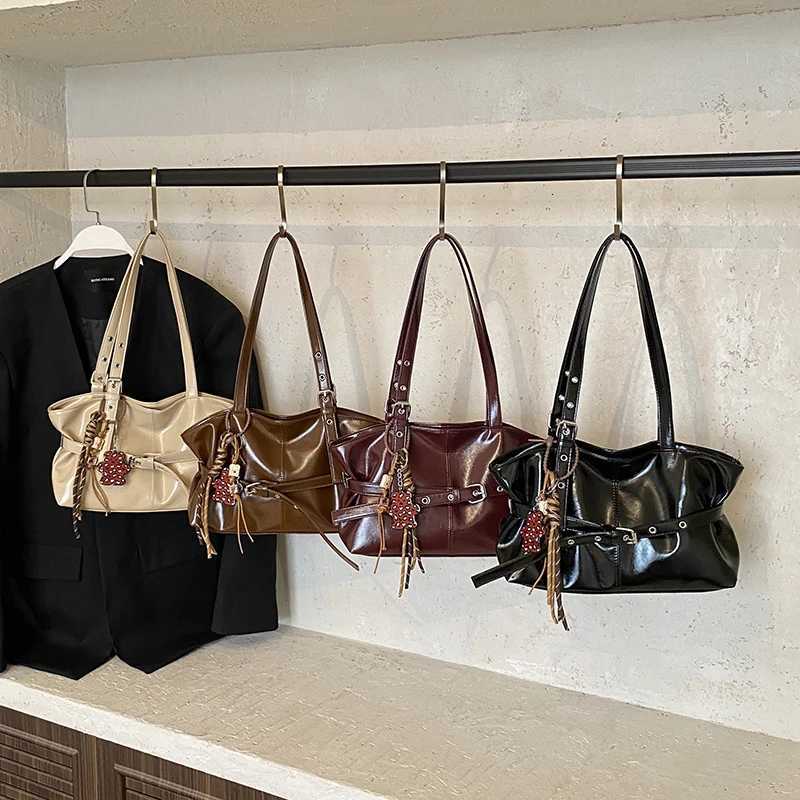 LEFTSIDE PU Leather Shoder Bags for Wen Solid Color Hand Bag 2025 Winter Luxury Designer Trend Purses and Handbags Y251209