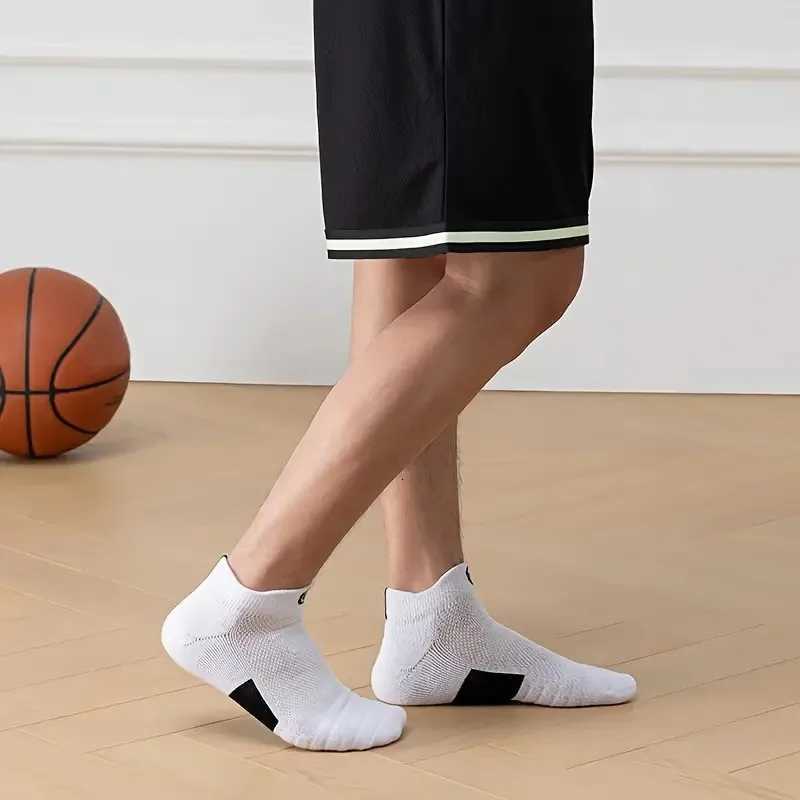 1/6 Pairs Men Basketball Sports Socks Soft Comfortable Sweat Absorbing Breathable Running Shock-Absorbing Anti Slip Low Top SockT251209