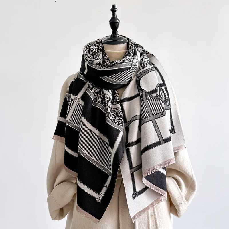 Luxury Elegant Leopard Print Scarf Imitation Cashmere Soft Warm Versatile Shawl Coldproof Windproof Blanket Scarf for Autumn Winter Y251208