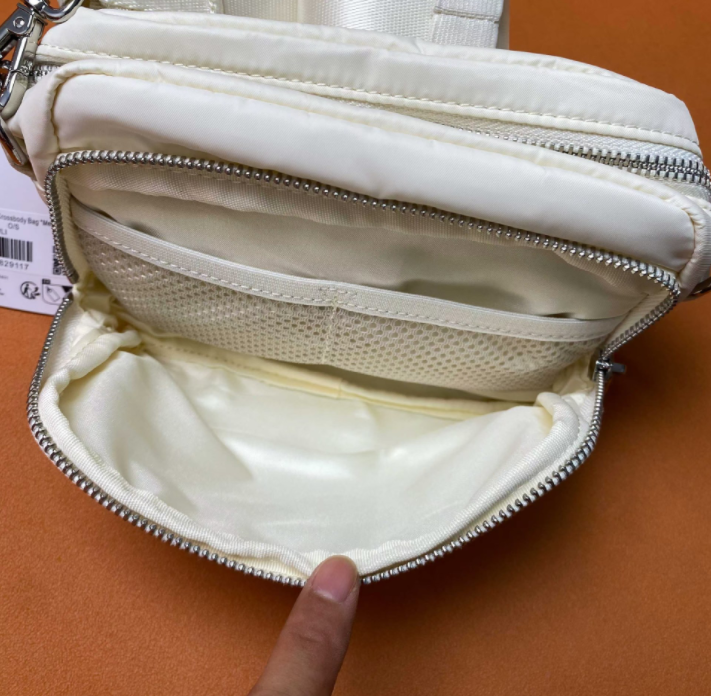 2024 Hot Everywhere Crossbody Bag 2L for Men Women Running sports Belt Bag Fanny Pack with Adjustable Strap Fanny wait bags