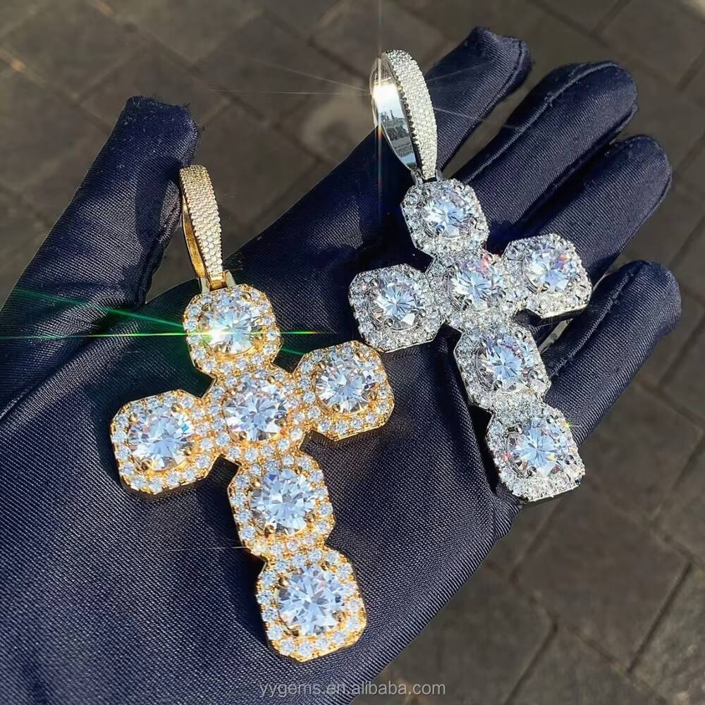 Customized Square Clustered VVS Moissanite Cross Pendant Pass Diamond Test 925 Silver Pendant Religious Accessories Jewelry