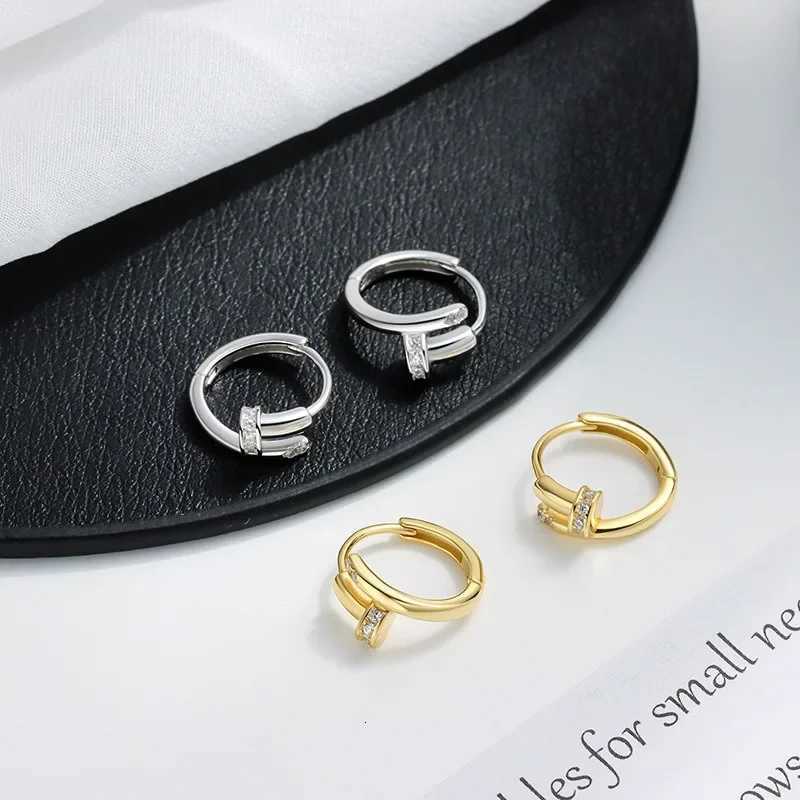 New High-Grade Zircon Metal Oval Gold Hoop Earrings Woman Korean Fashion Jewelry Simple Delicate Accessories For Party Girls K251209 H260129